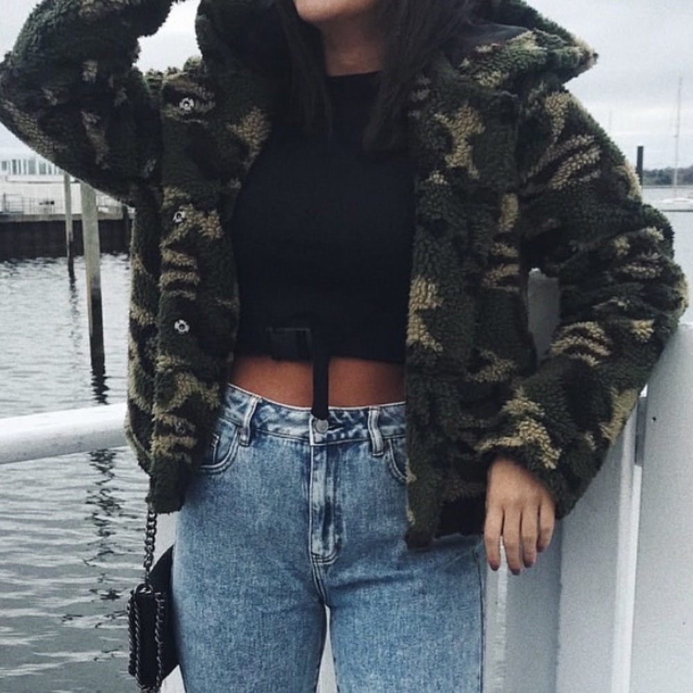 Fleece Cropped Army Jacket from F21